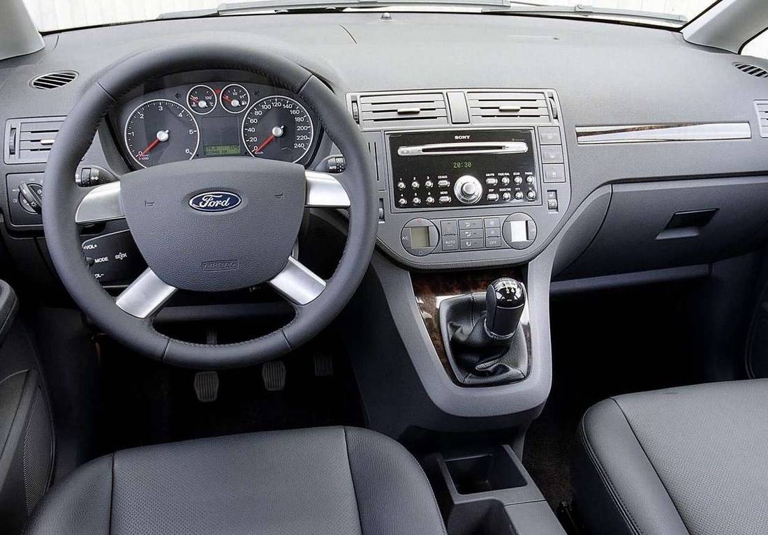 ford-focus-c-max-interior