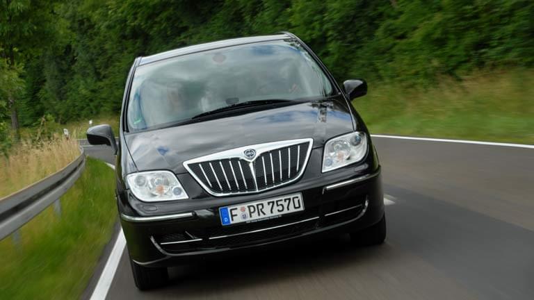 https://www.autoscout24.it/assets/auto/images/model/lancia/lancia-phedra/lancia-phedra-m-02.jpg