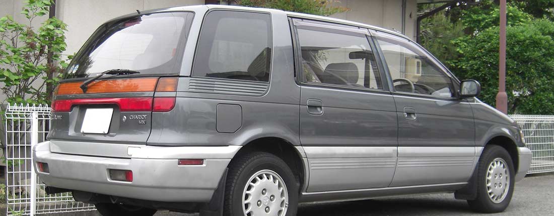 mitsubishi-space-wagon-l-02.jpg