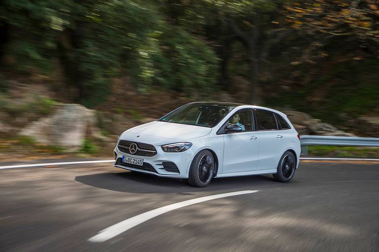  La Mercedes Classe B è leader in termini di vendite e di rapporto TÜV. Quando si acquista un'auto usata, di solito non ci si può sbagliare con la Classe B.