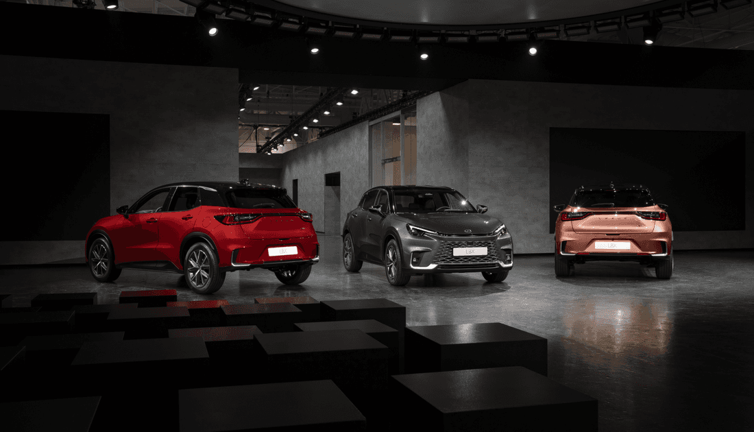 LEXUS PRESENTA IL NUOVO SUV COMPATTO LBX 01