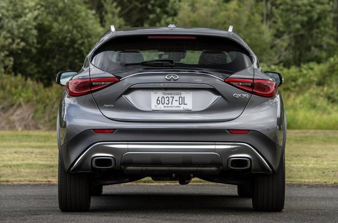 infiniti-qx30-back