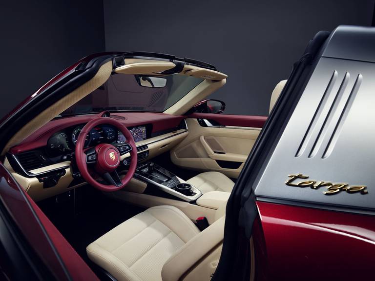 911 Targa 4S Heritage Design Edition - Interni