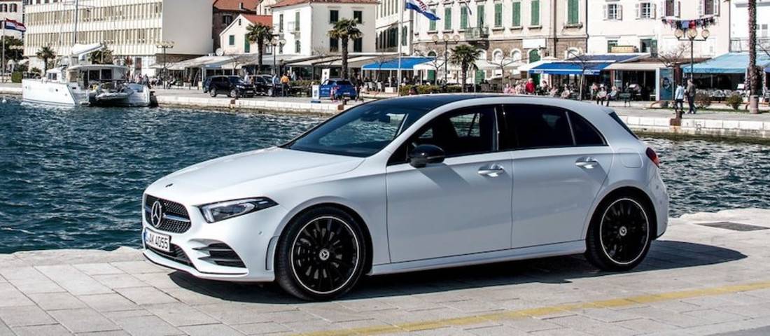 Mercedes-Benz Classe A: dimensioni, interni, motori, prezzi e