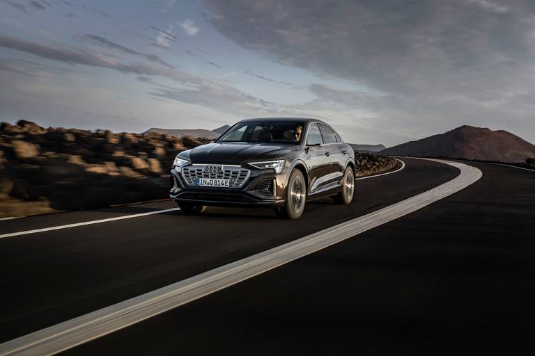 audi-q8-e-tron-sportback-front