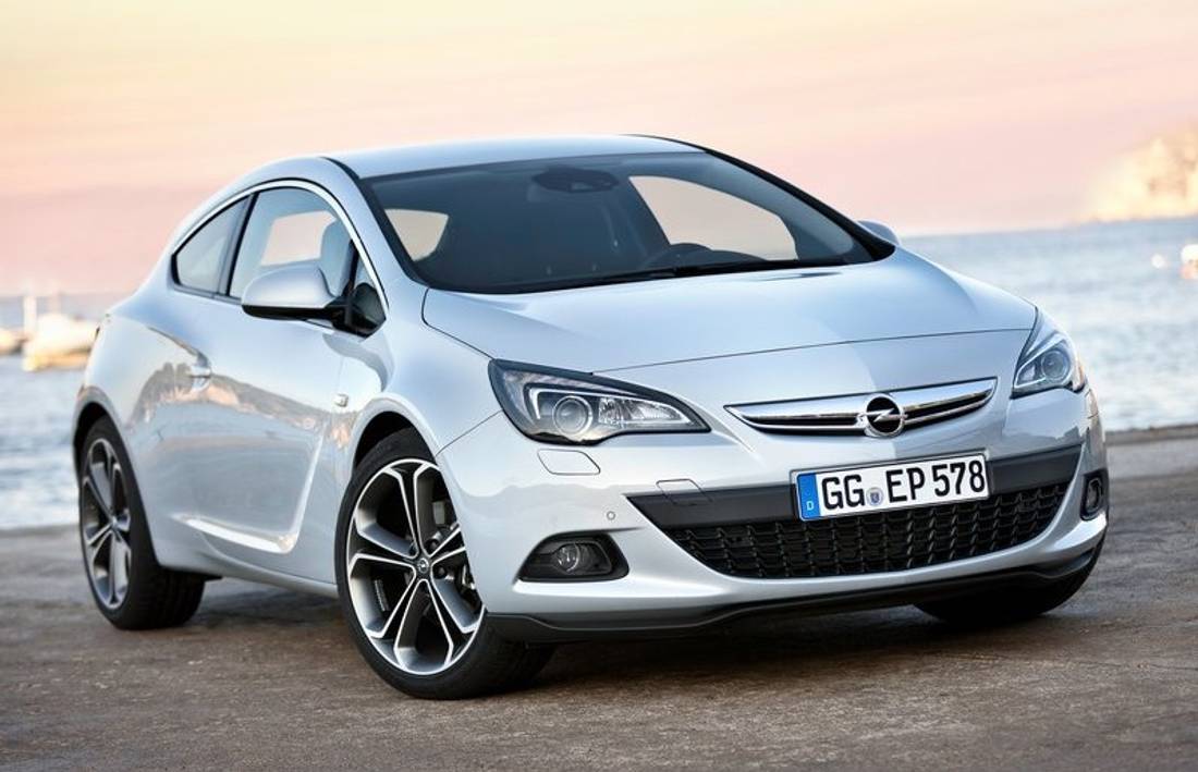 opel-astra-gtc-front.jpg