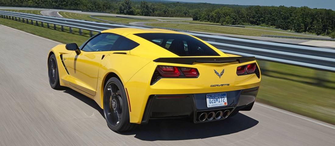 Chevrolet-Corvette_C7_Stingray-2014-1280-26-1100.jpg