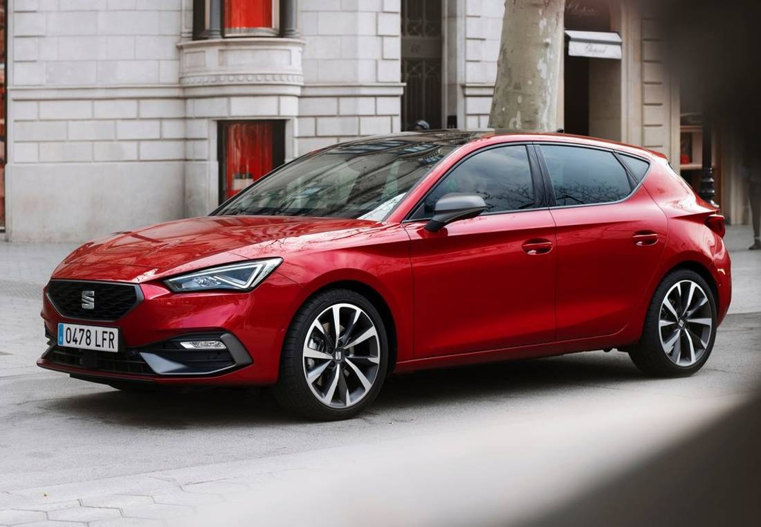 Seat-Leon-auto