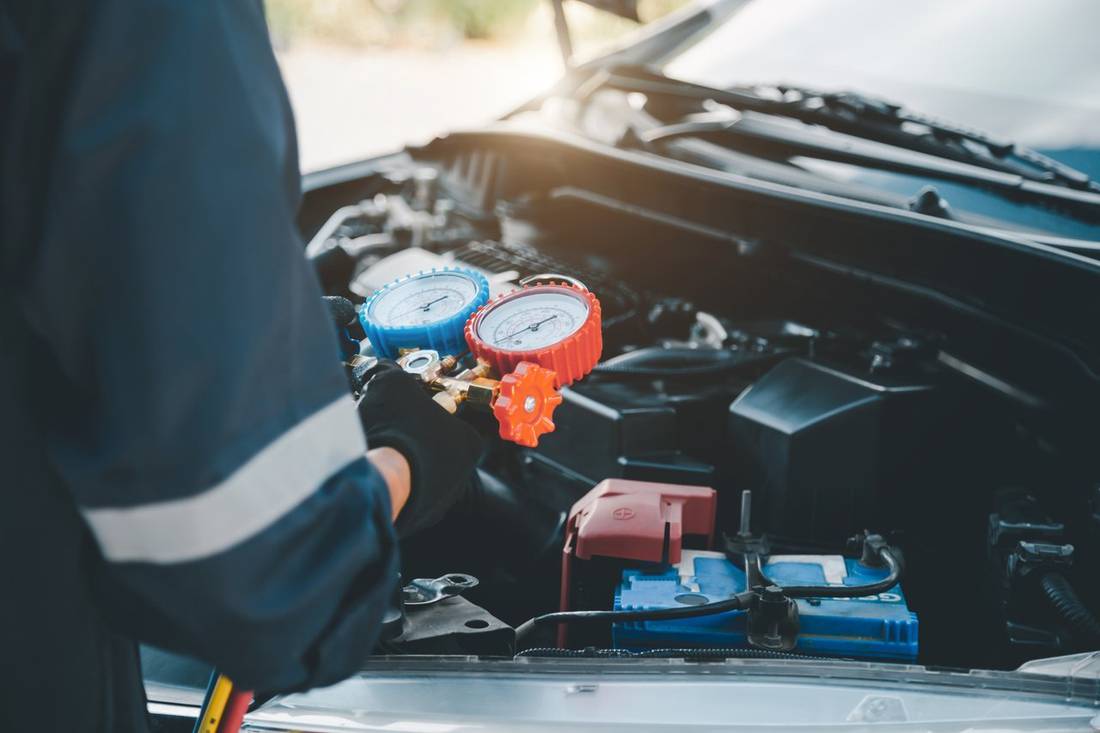 Ricarica aria condizionata auto