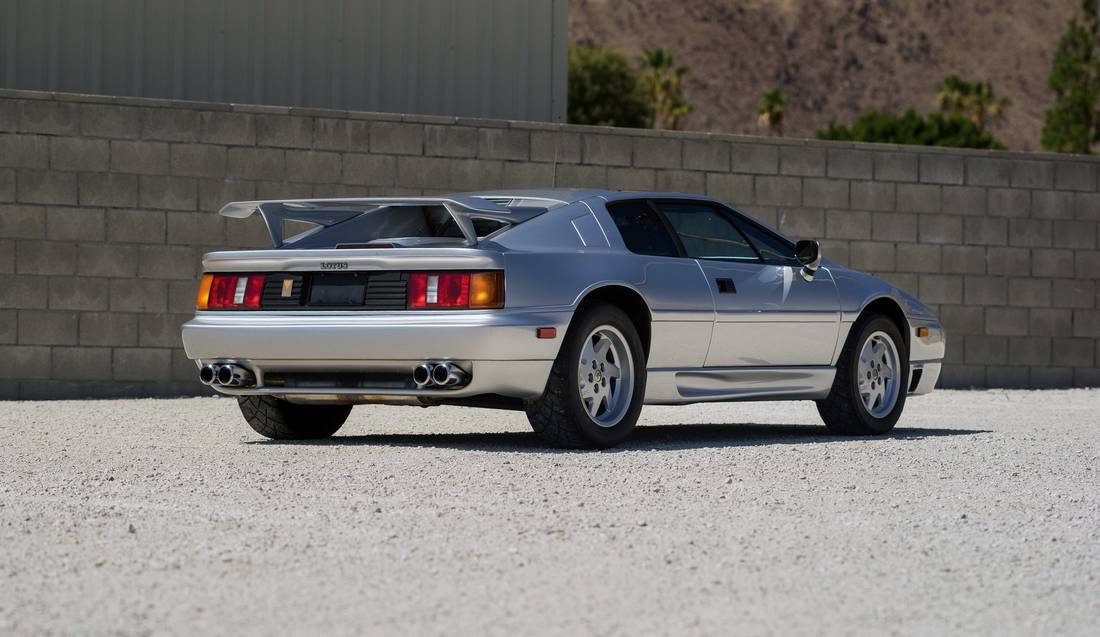 lotus esprit s4 5