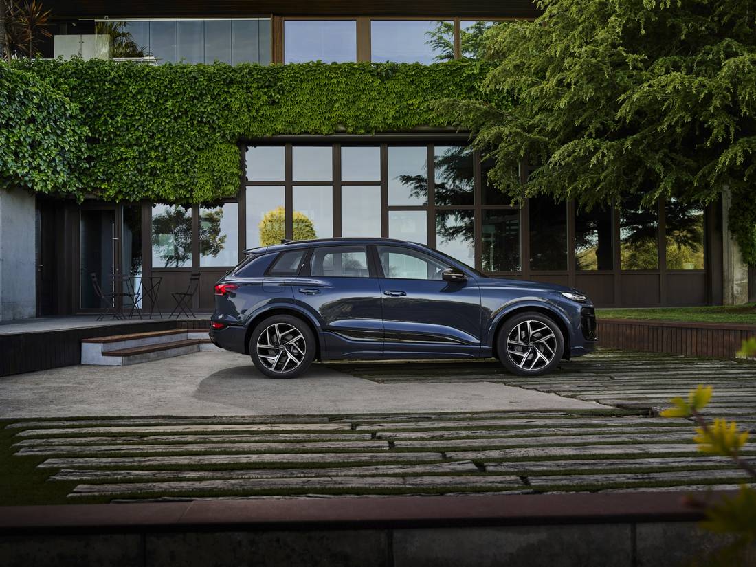 prijs-audi-q6-e-tron-nu-77950-euro-of-65000-euro-als-je-kunt-wachten-2024-10
