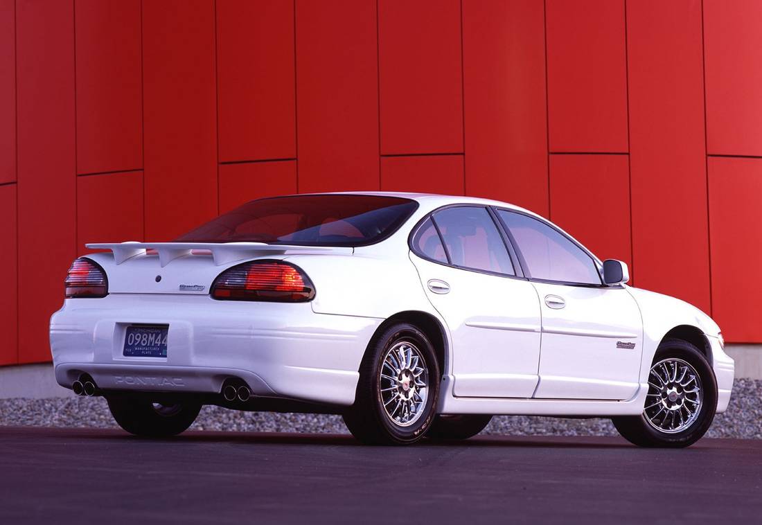 pontiac-grand-prix-back