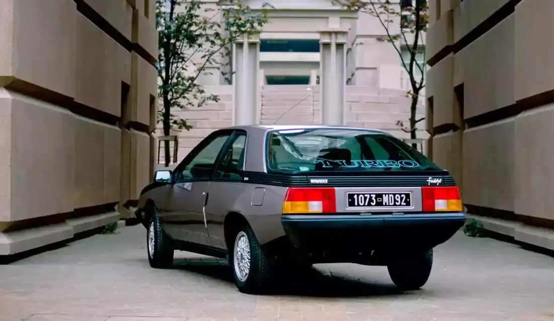 renault-fuego-back