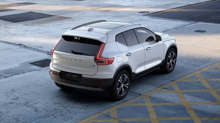 volvo-xc40-2021-38-2