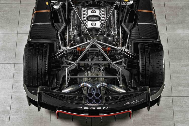 PAGANI HUAYRA ROADSTER BC 5 warehouse-engine (1)