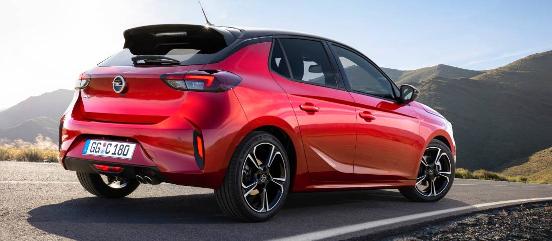 Opel Corsa: dimensioni, interni, motori, prezzi e concorrenti