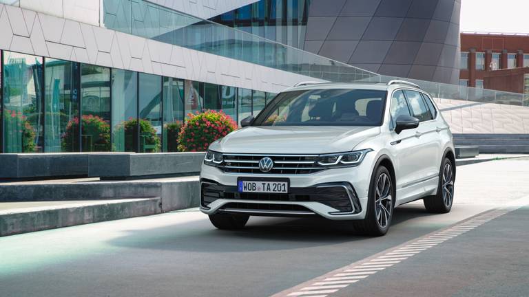 nuova-tiguan-allspace-2021-db2021au00326