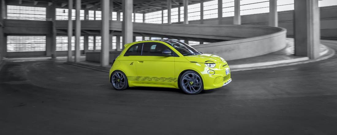 Nuova Abarth 500e 4