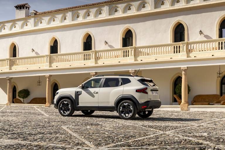 dacia duster hybrid extreme 155