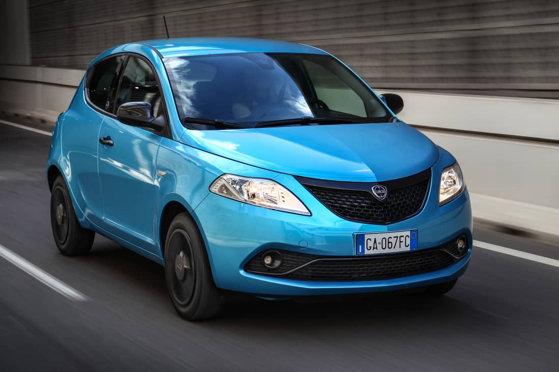 LANCIA Ypsilon hybrid ECOCHIC (12)