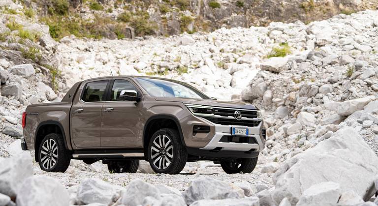 Nuovo Amarok 2022 side