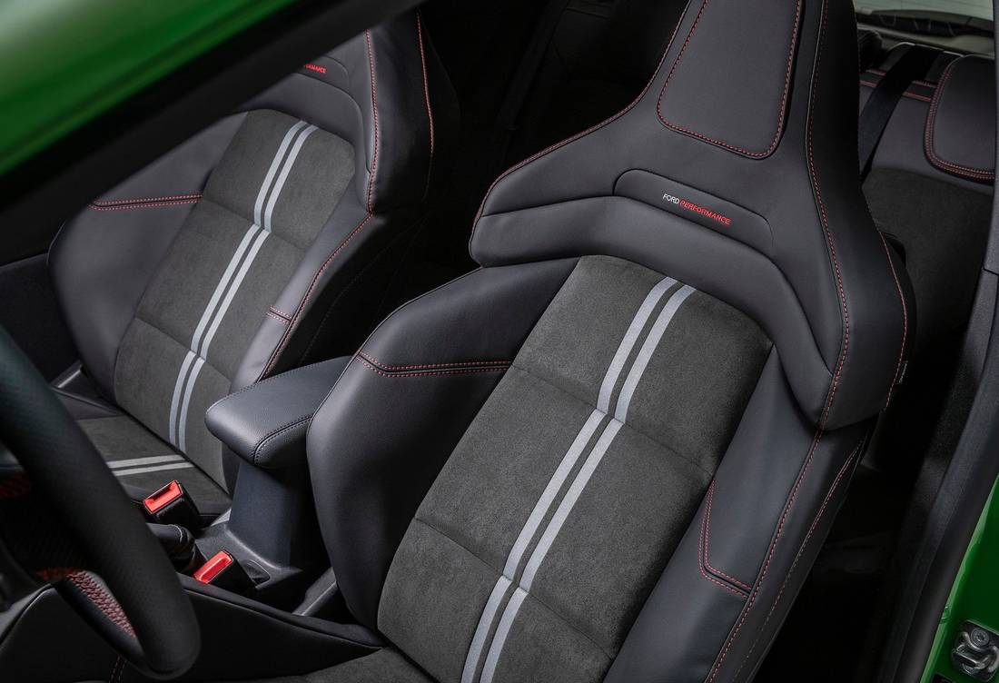 ford-fiesta-st-seats