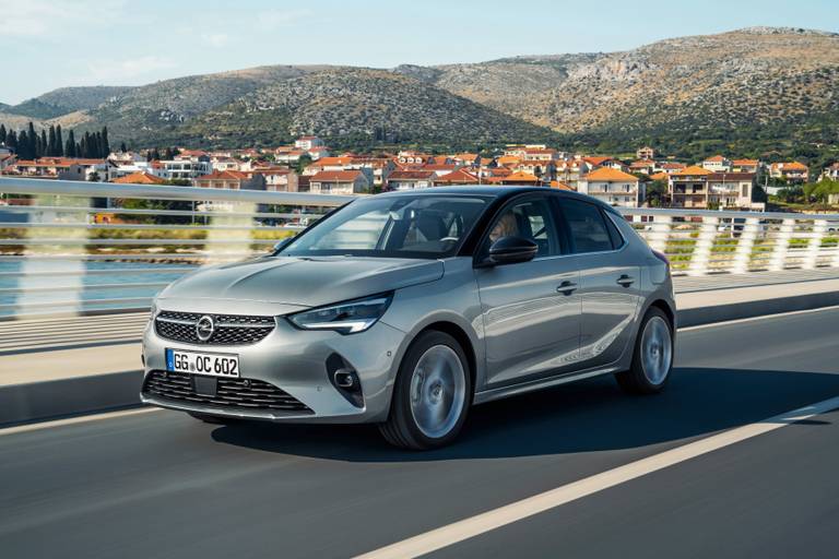 01 Opel-Vivaro-e-Hydrogen-Corsa-509842