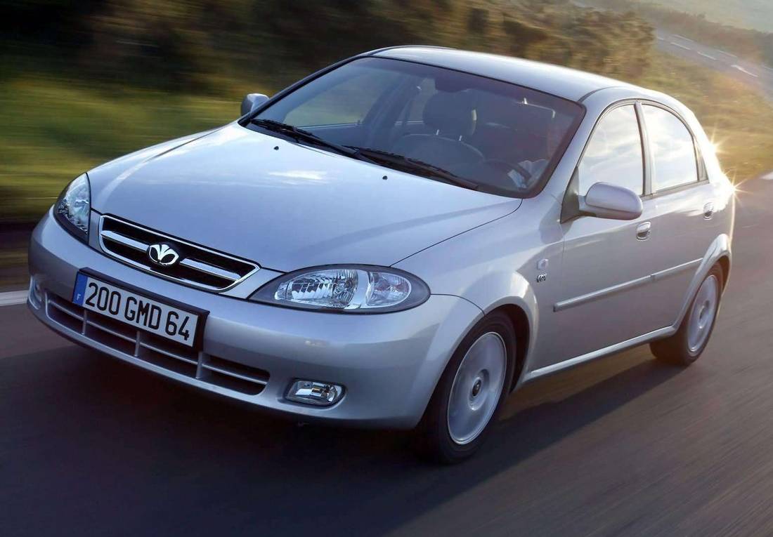 daewoo-lacetti-cdx-front