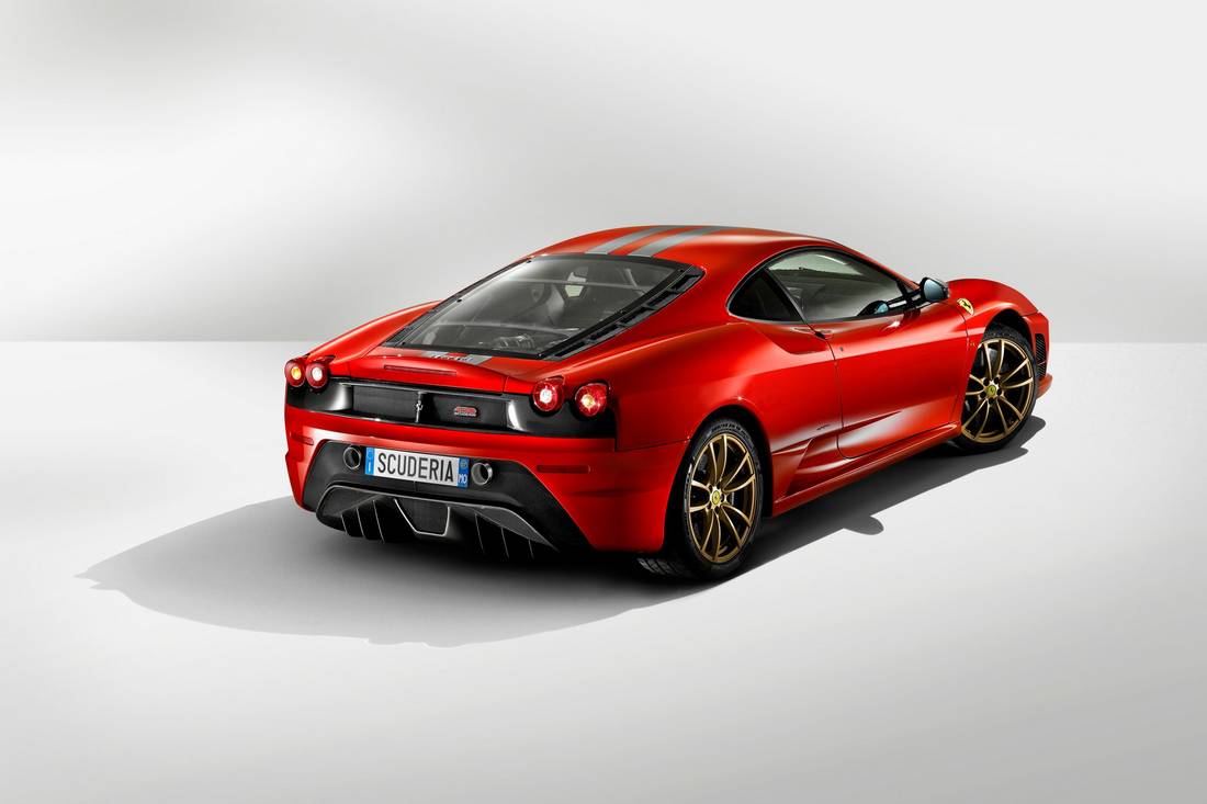 ferrari 430 scuderia con l opzione scuderia striscia 3