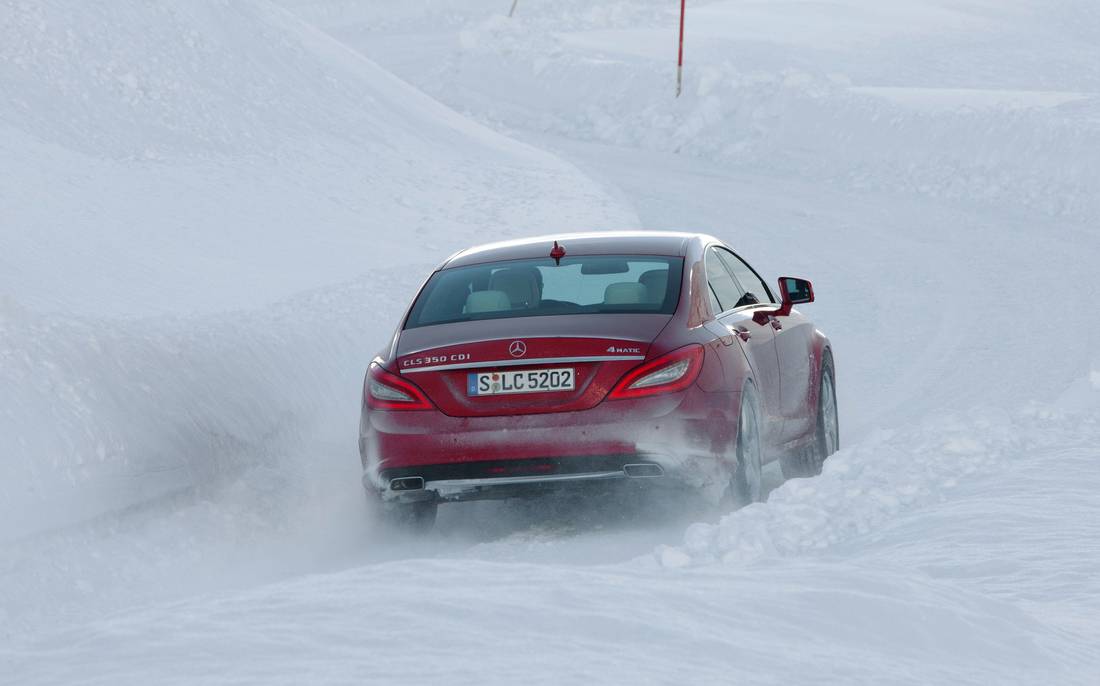 mercedes-benz-cls-350-back