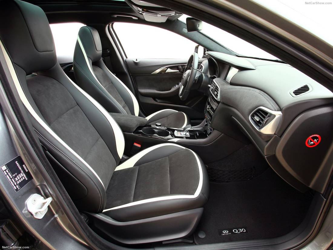 infiniti-q30-seats