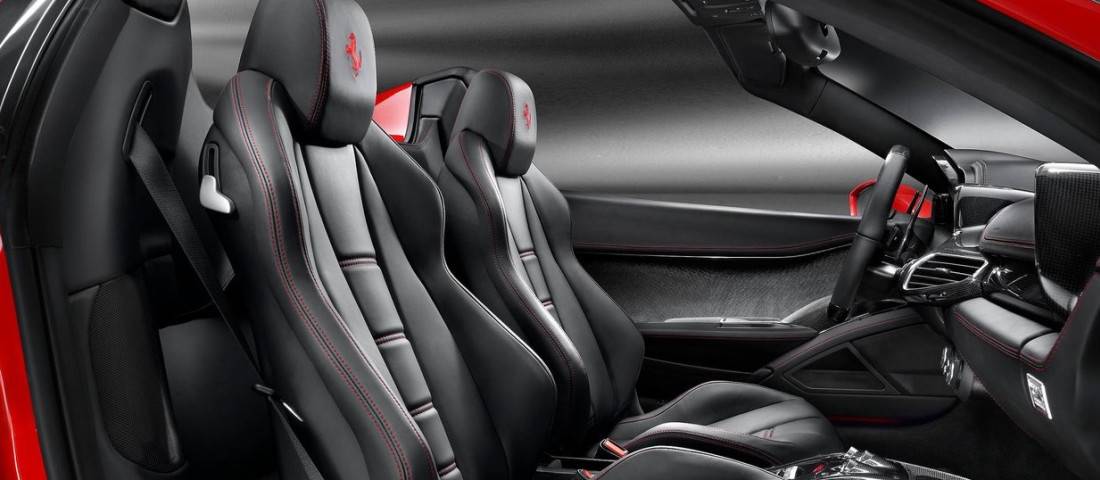 Ferrari-458-Seating