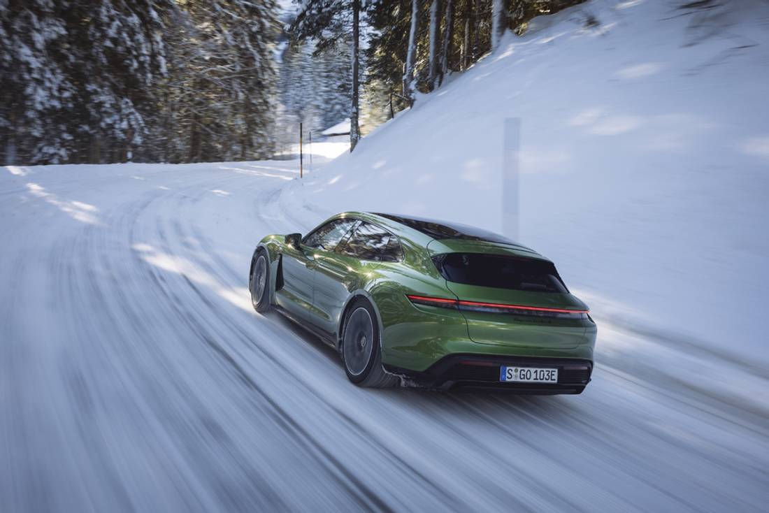 Porsche Taycan Sport Turismo, la super wagon