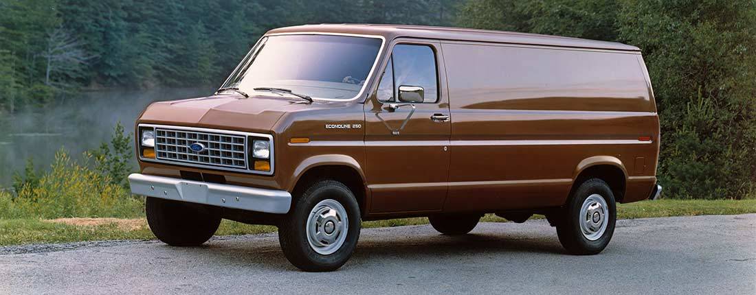 ford-econoline-l-03.jpg