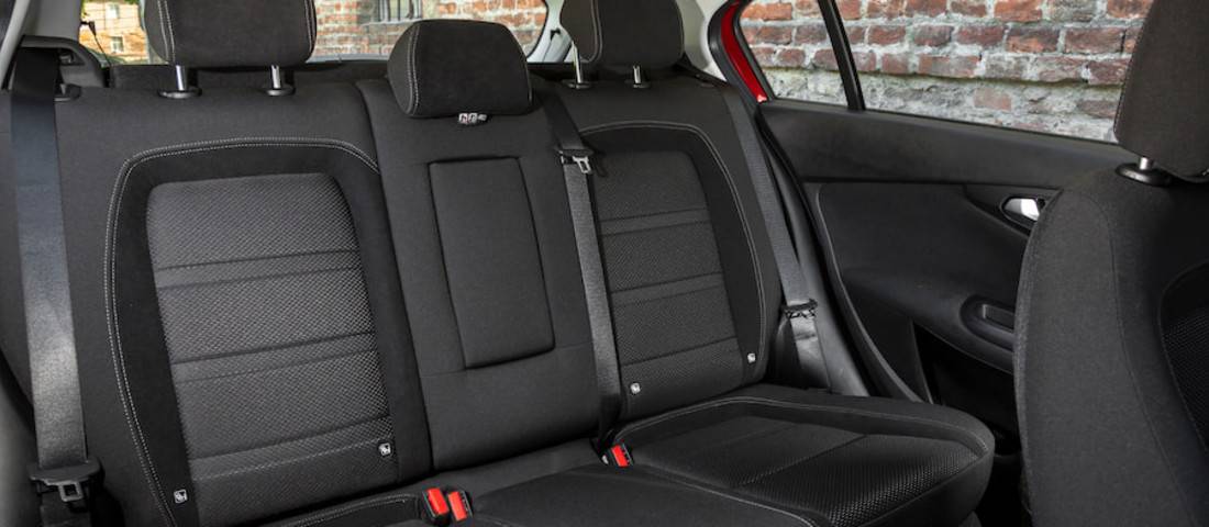 fiat-tipo-backseats