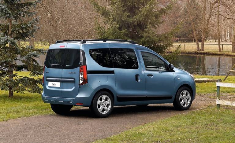  Con un prezzo di acquisto di circa 8.500 euro, il Dacia Dokker Express è attualmente il furgone più conveniente.