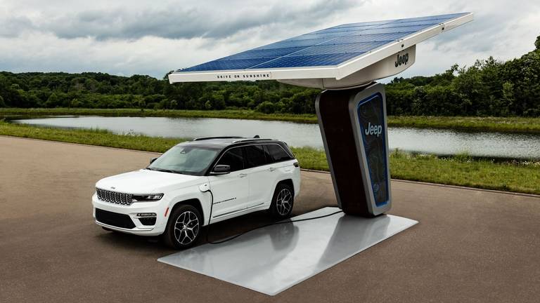 JeepGrandCherokee4xeplug-inhybrid