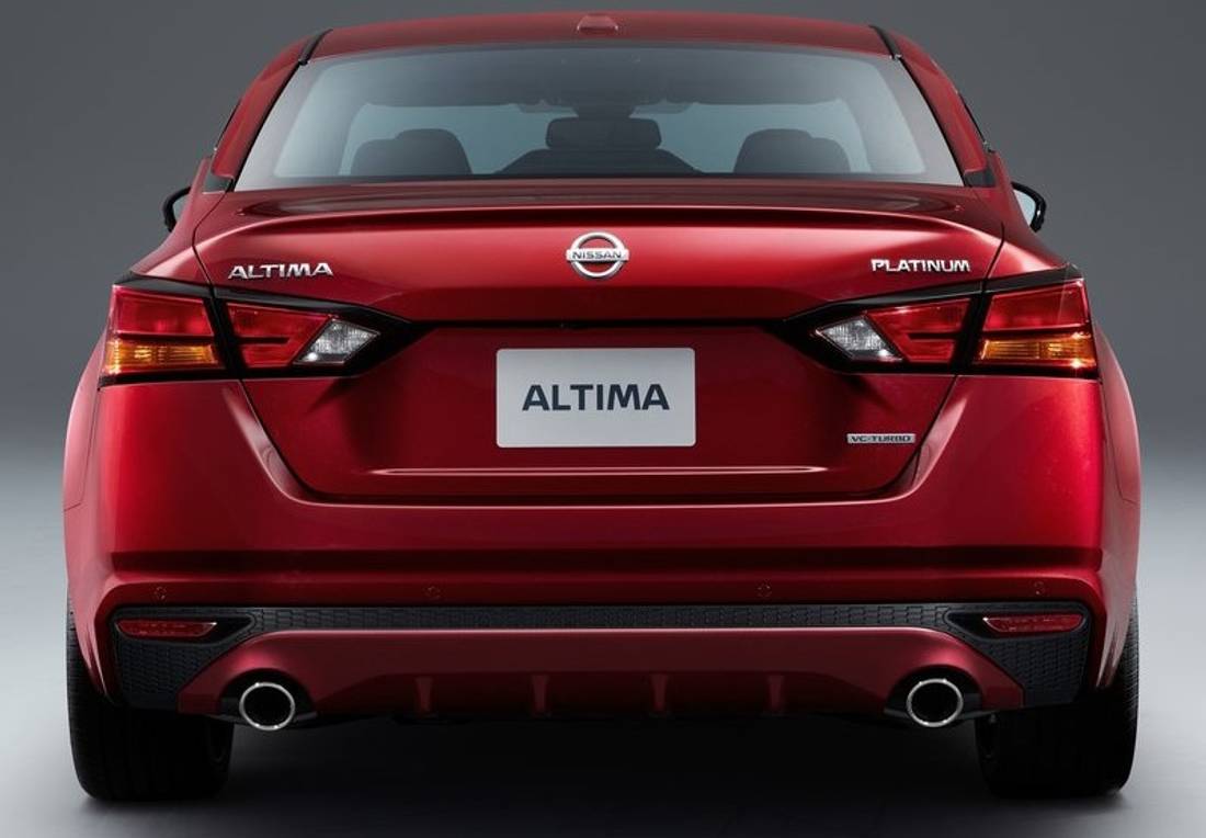 nissan-altima-back.jpg