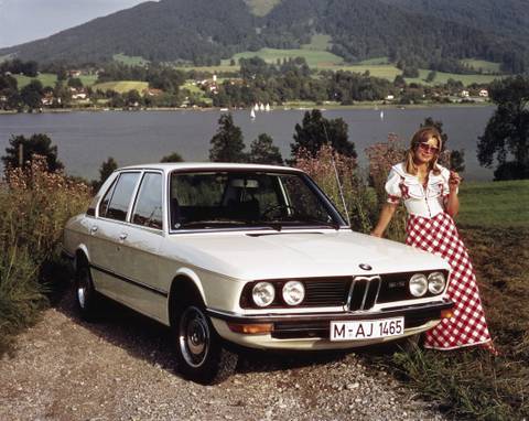 BMW 525