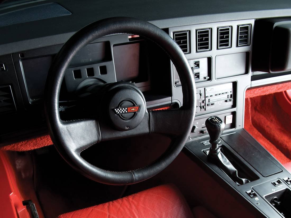 Chevrolet Corvette C4 3.jpg