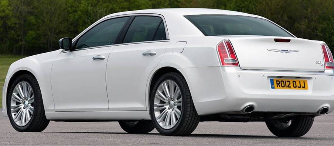chrysler-300c-l-03-1100