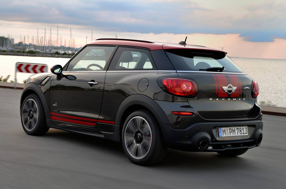 mini-paceman-back