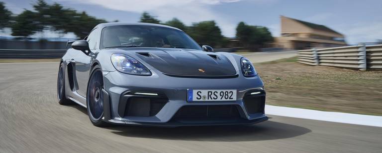 Porsche 718 cayman GT4 RS 3