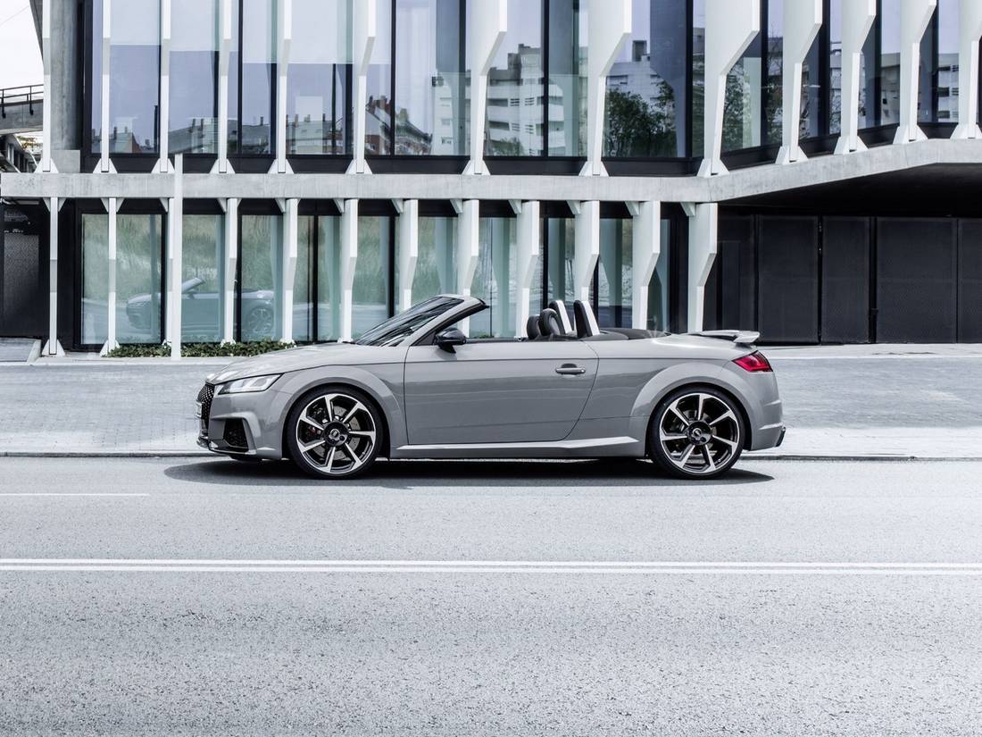 audi tt rs roadster 3