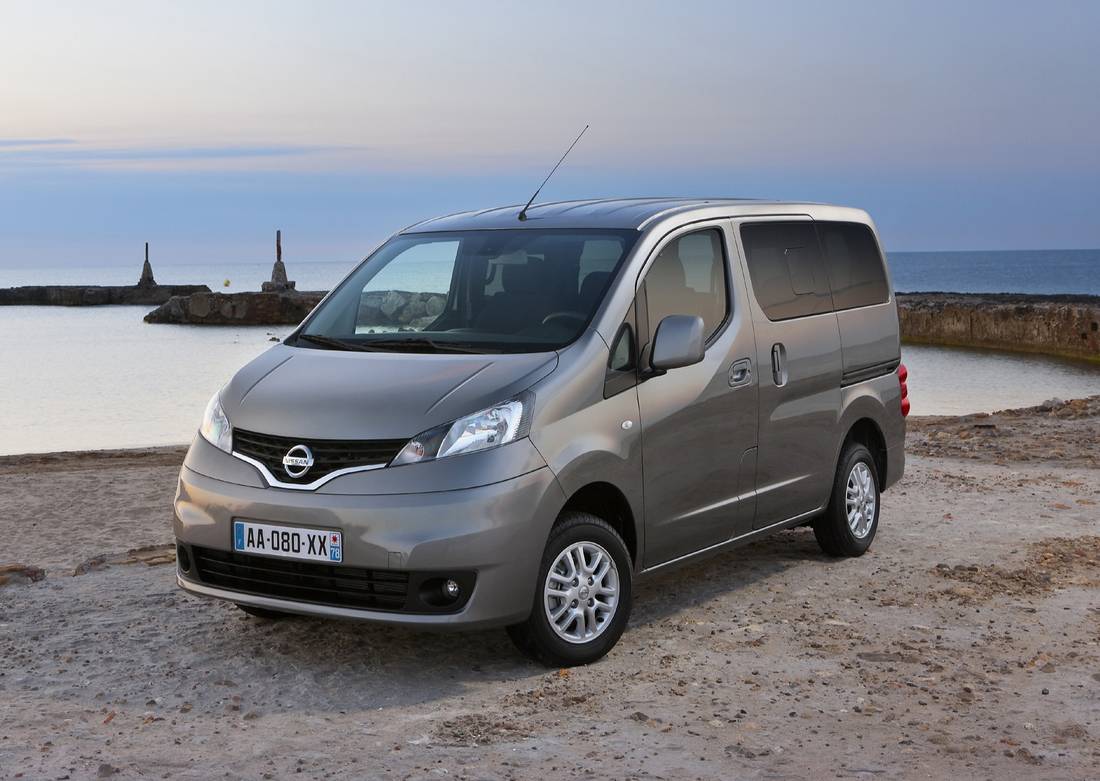 nissan-evalia-front