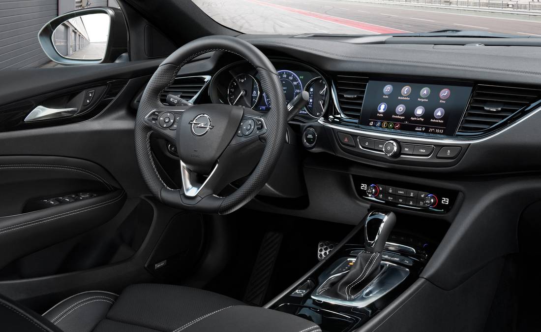 opel-insignia-gsi-interieur