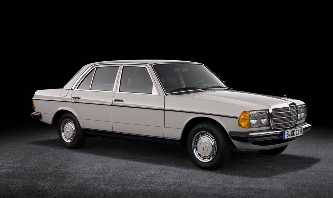 mercedes-benz-230-front