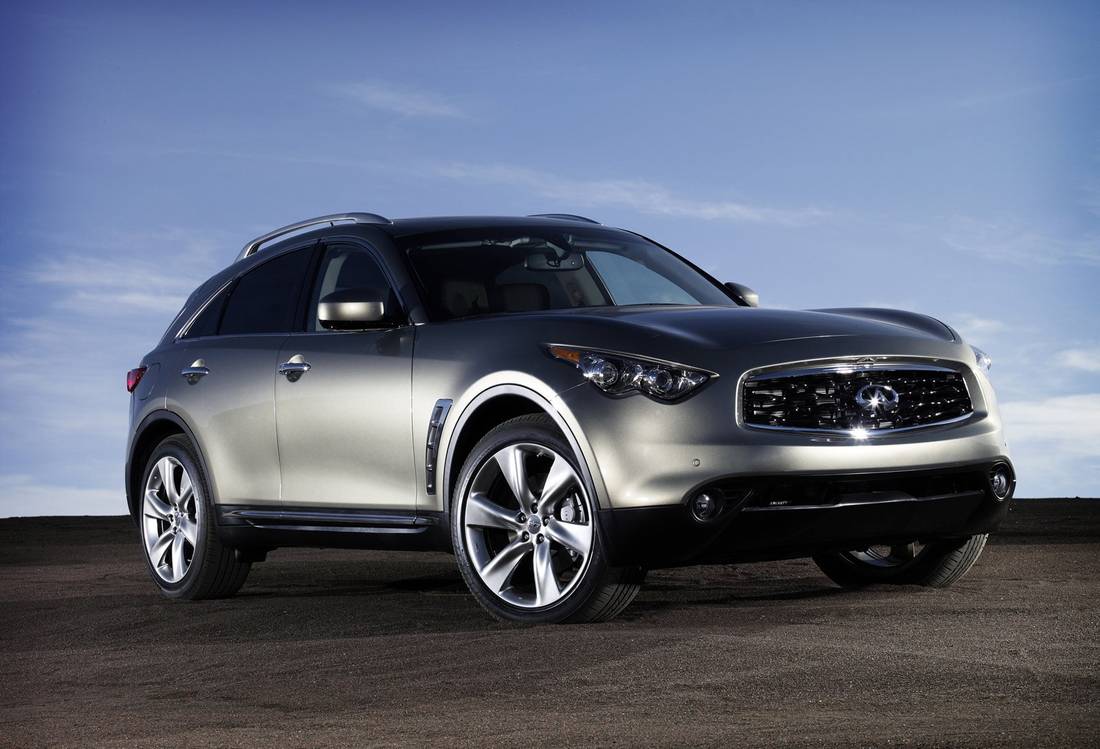 infiniti-fx50-front