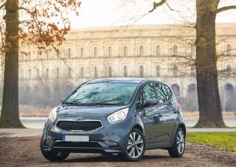 kia-venga-front-italian