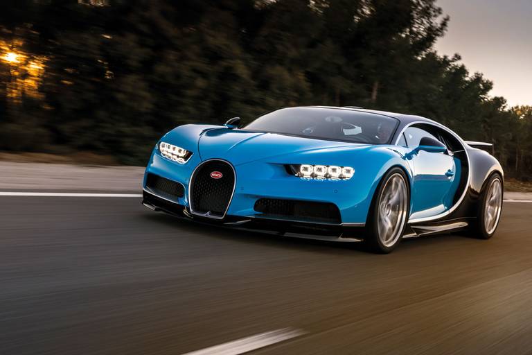  La trazione integrale è di serie sulle auto sportive di lusso come la Bugatti Chiron.